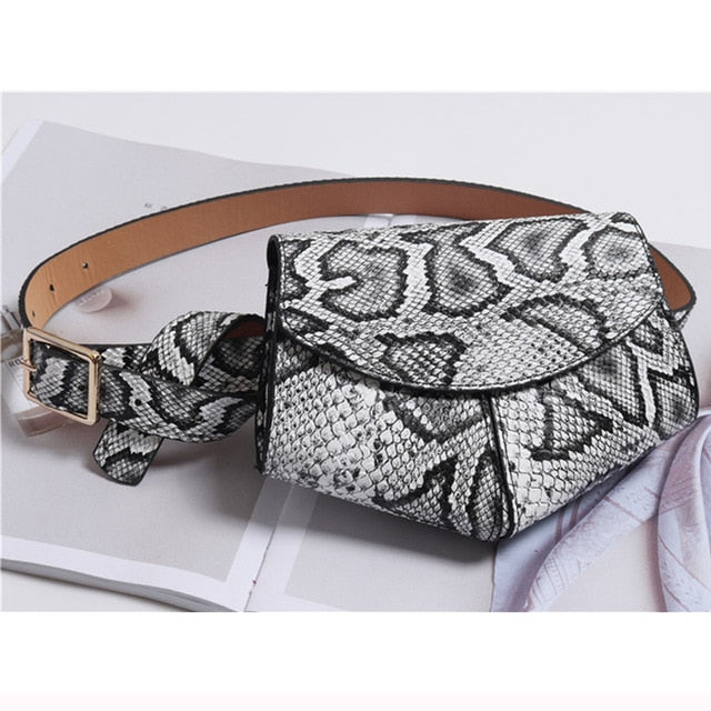 Women Serpentine Fanny Pack