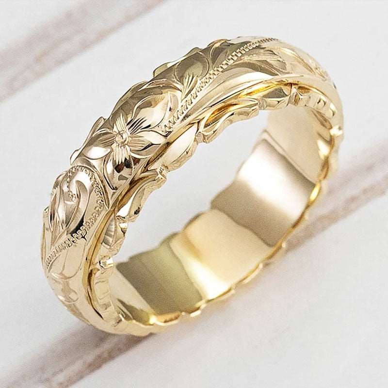 Elegant Craved Flower Pattern Women Ring
