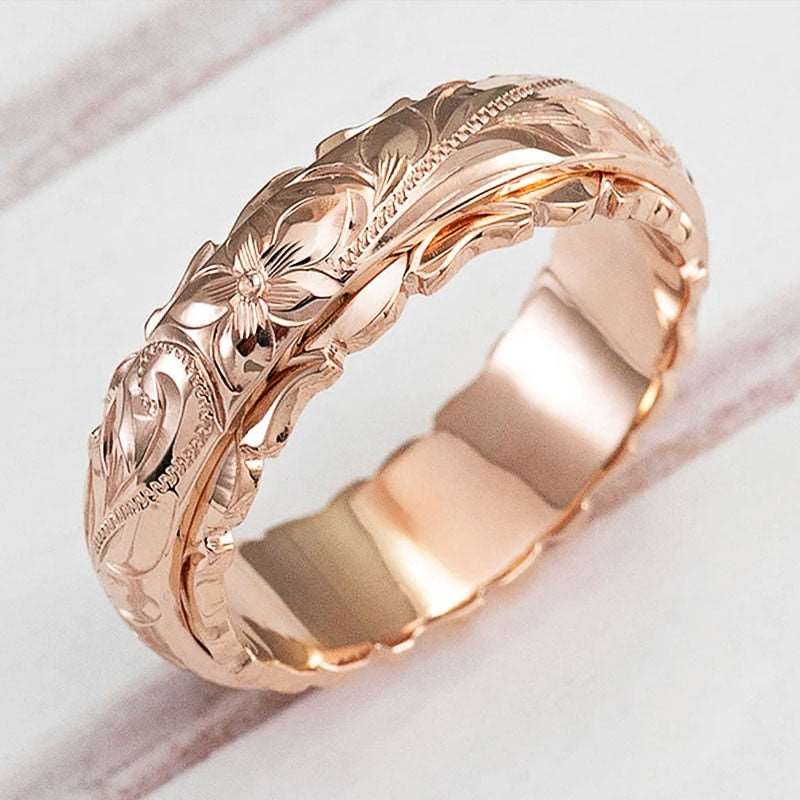 Elegant Craved Flower Pattern Women Ring