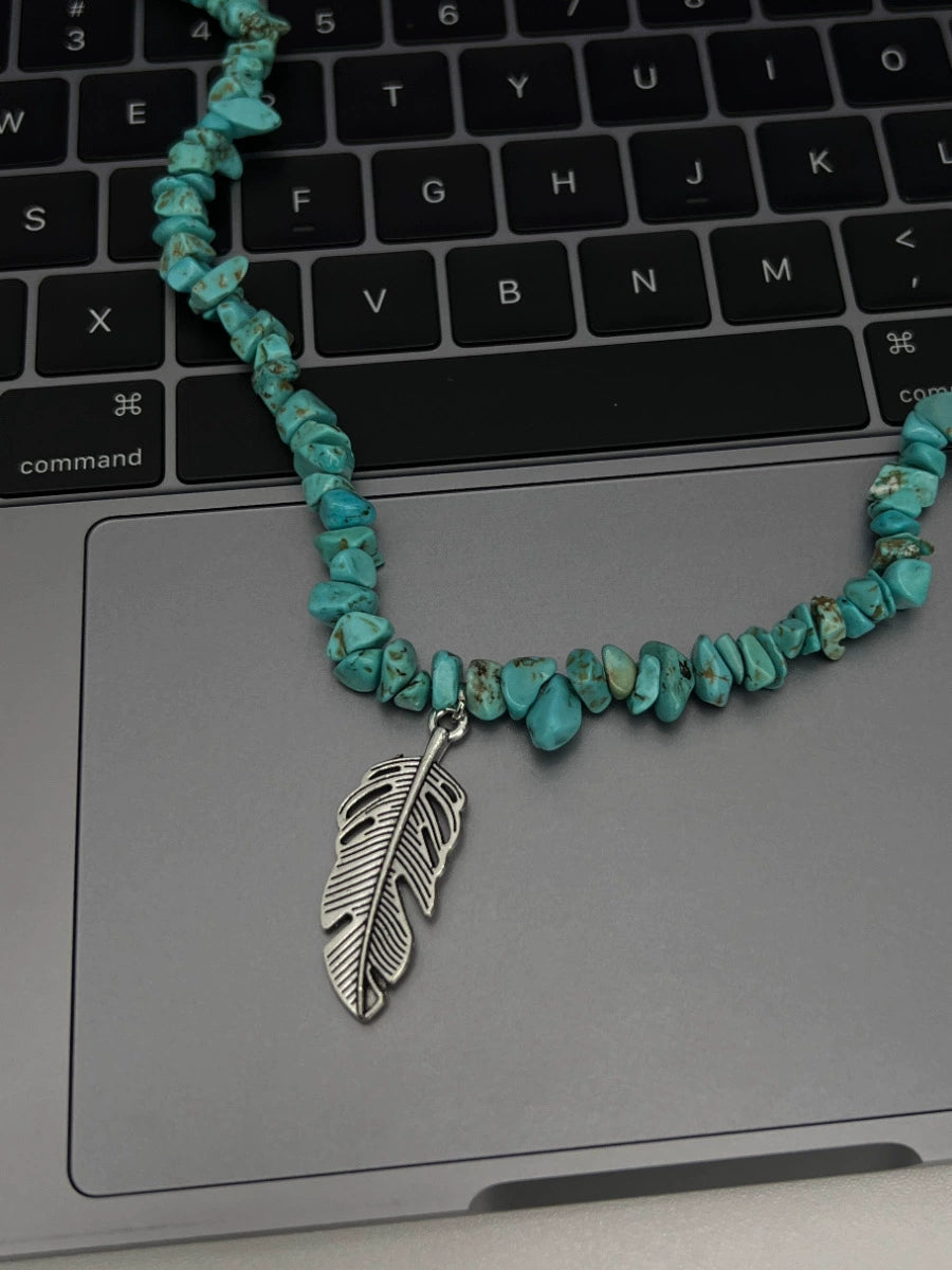 Blue Feather Pendant Necklace Female Hip Hop Accessories Gravel