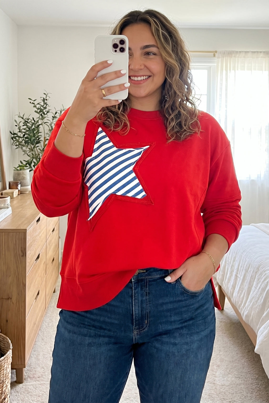 Fiery Red Patch Embroidery Star Colorblock Plus Size Sweatshirt